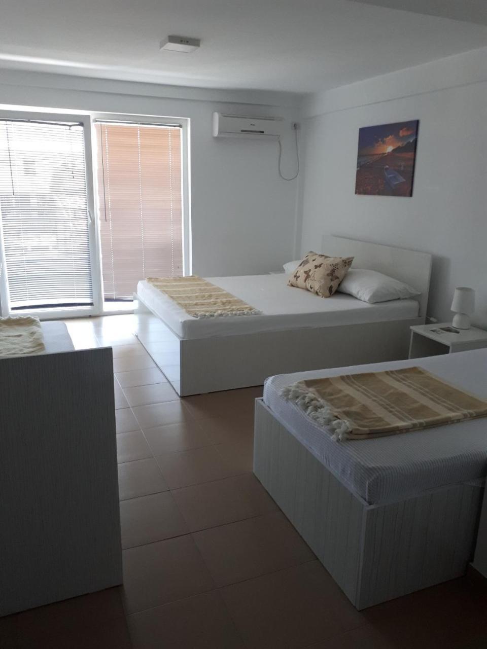 Apartments And Villas Janev Dojran Bagian luar foto
