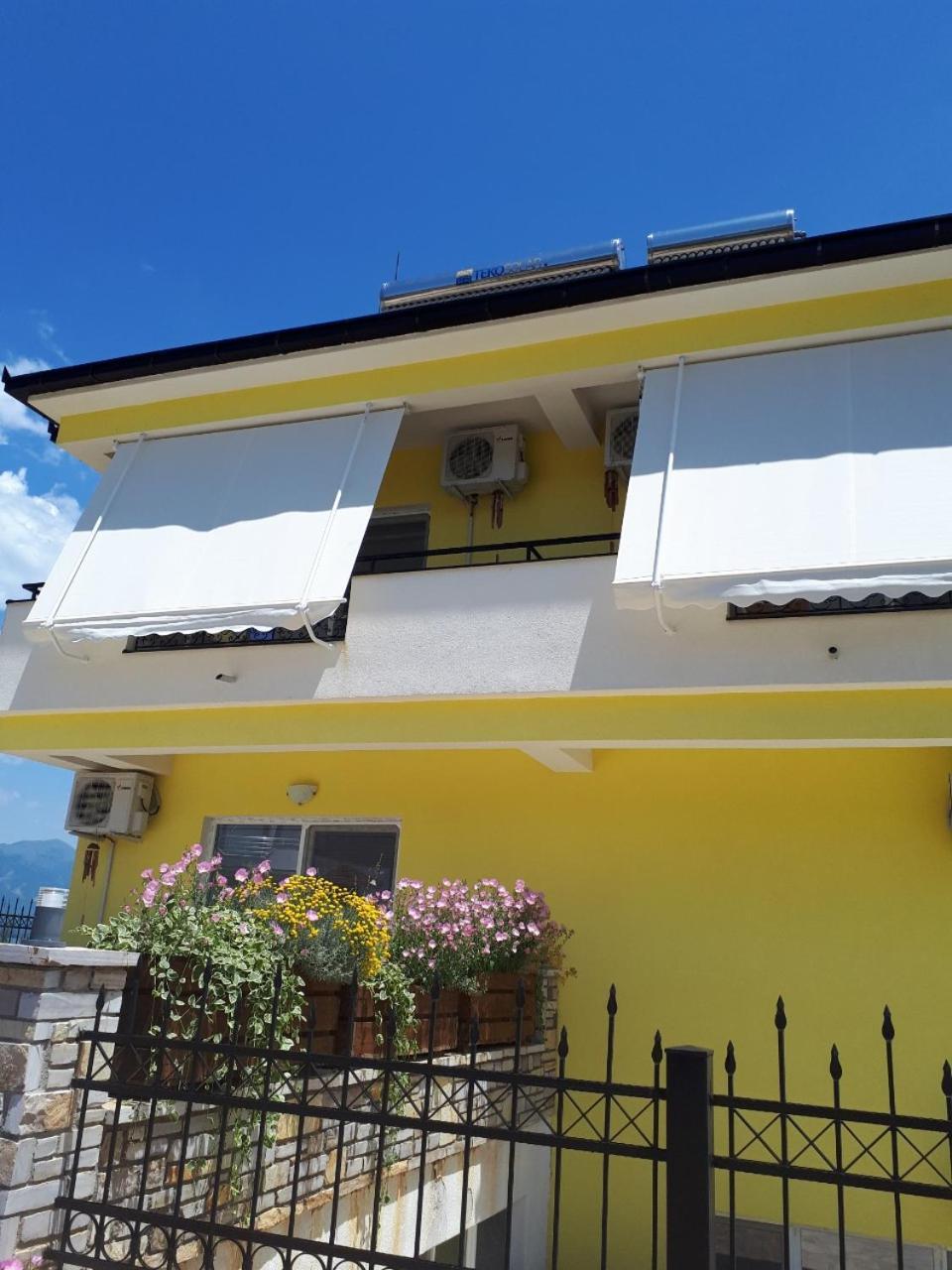 Apartments And Villas Janev Dojran Bagian luar foto