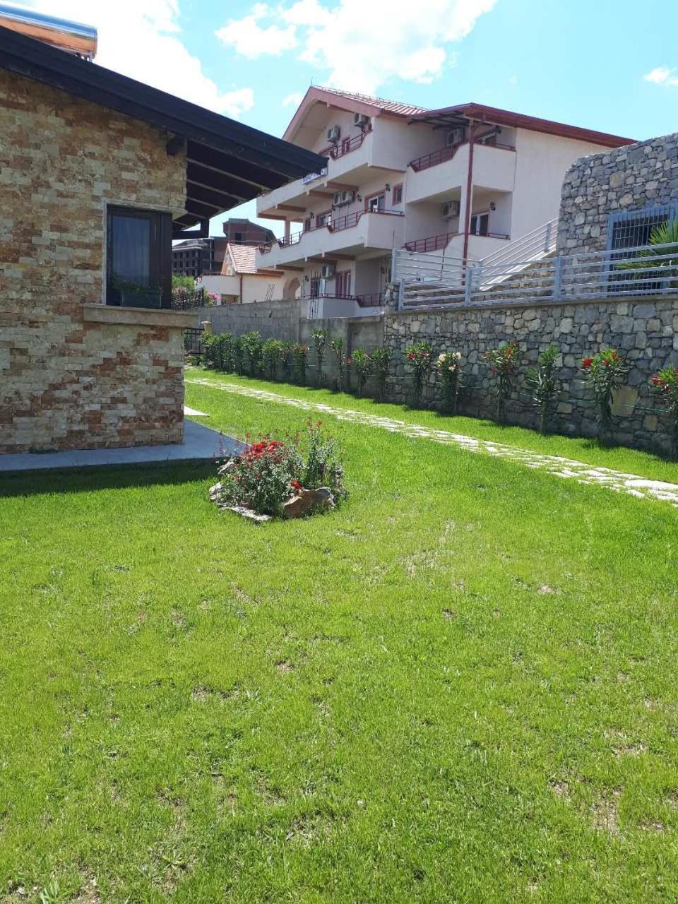 Apartments And Villas Janev Dojran Bagian luar foto